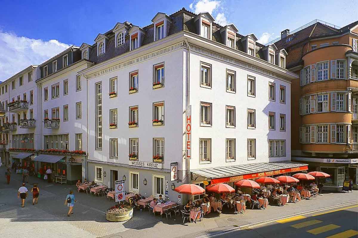 Hotel-Weisses-Kreuz1