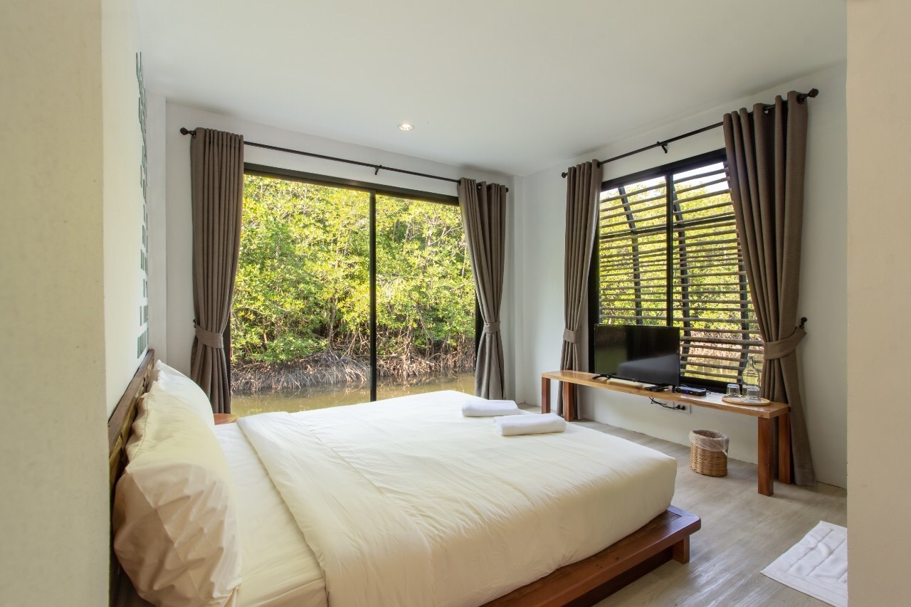 Escape-Life-Koh-Kood4