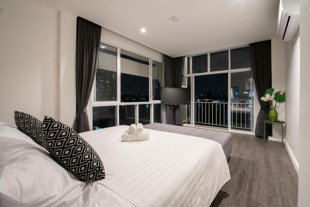 20 โรงแรมชมพลุปีใหม่ในกรุงเทพ วิวปัง เคาท์ดาวน์รับปี 2026