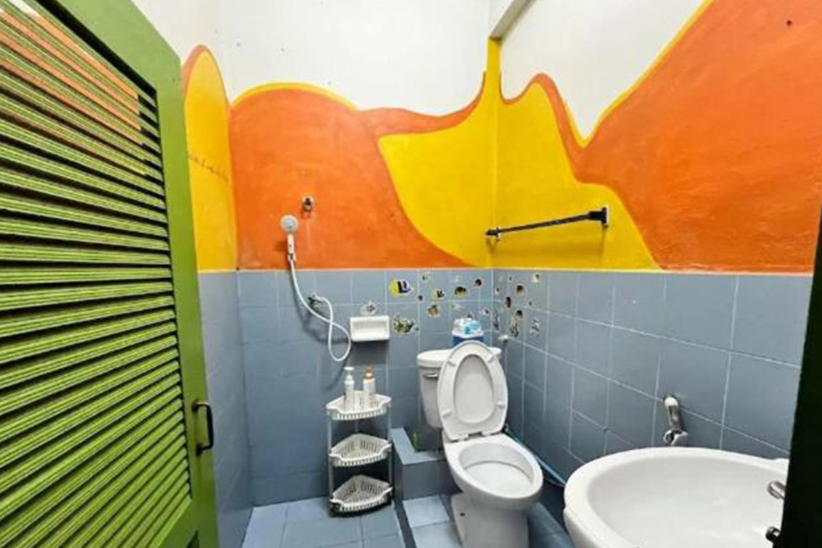 1_FridaysGuesthouseandCafe-1