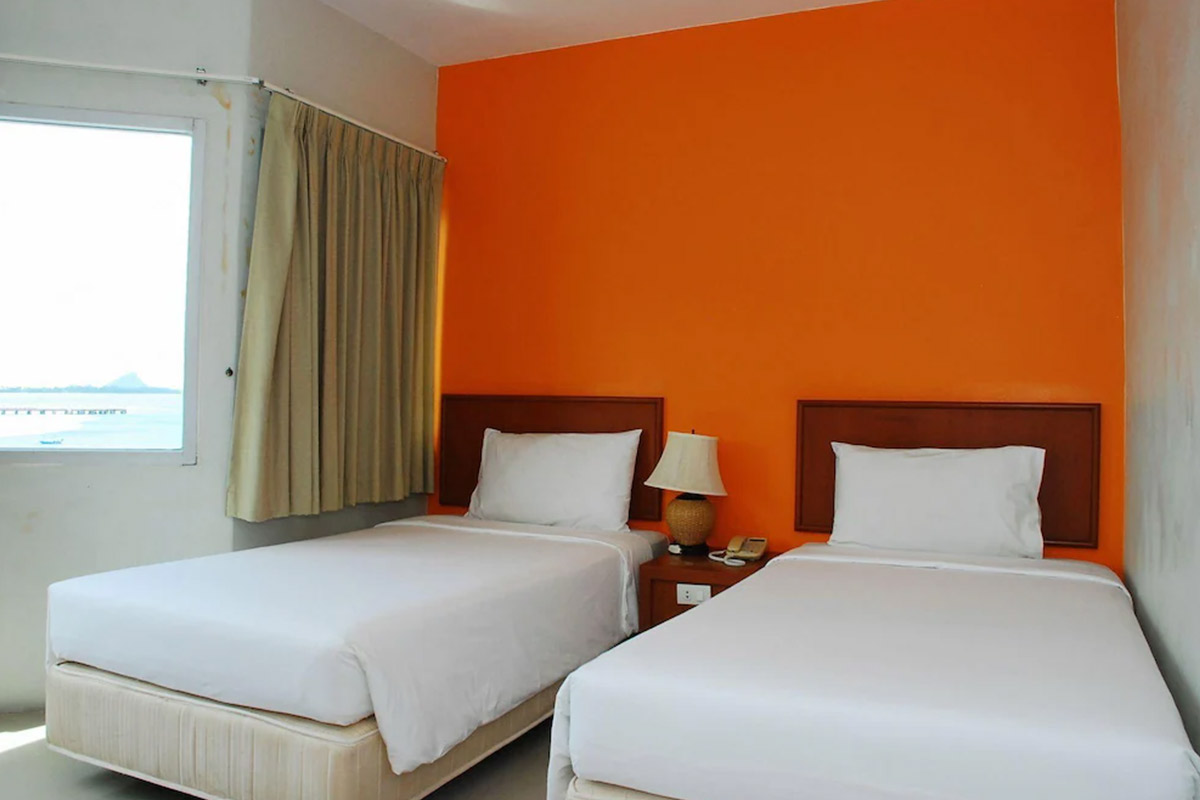 6_PrachuapBeachHotel