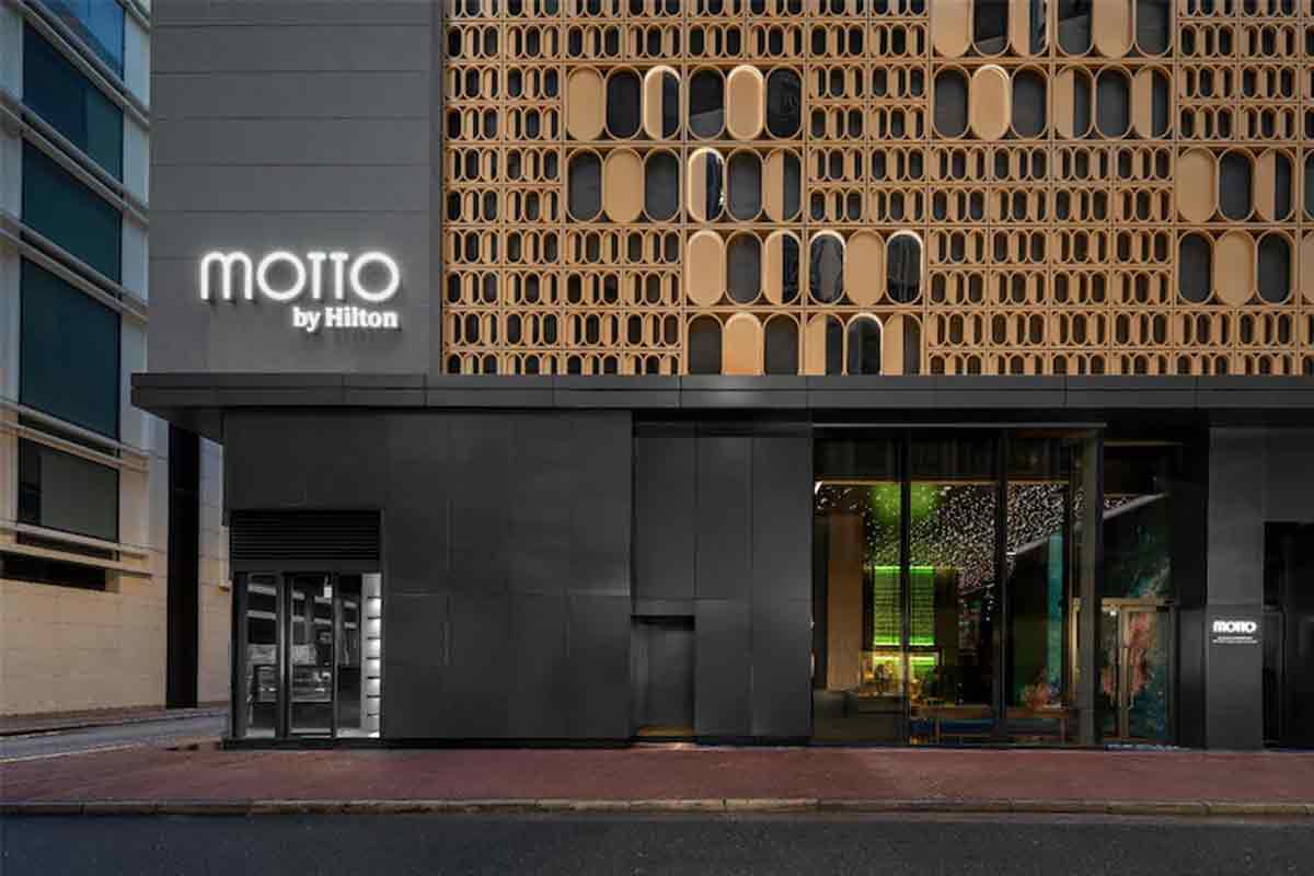 Motto-by-Hilton-Hong-Kong-SoHo1