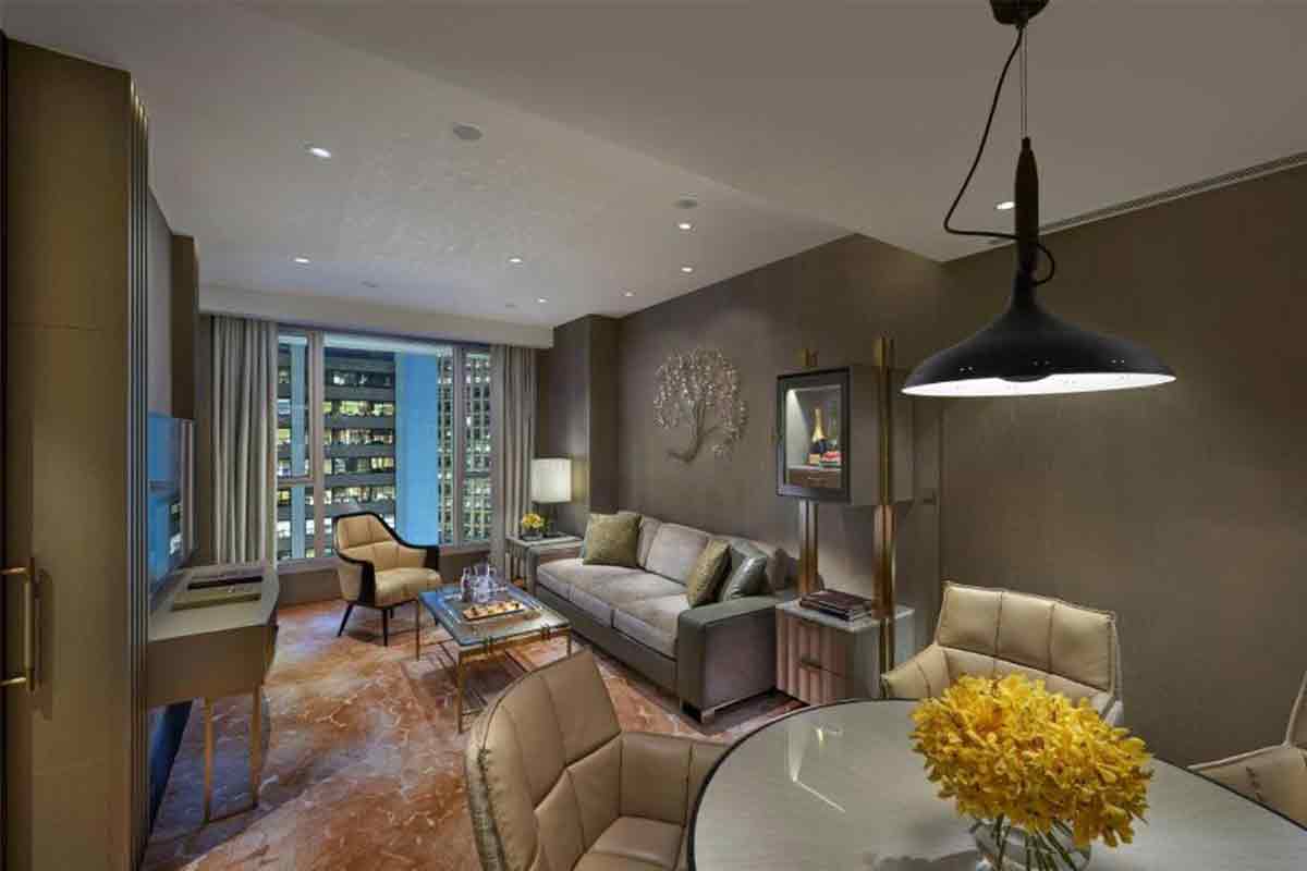 The-Landmark-Mandarin-Oriental-Hong-Kong1