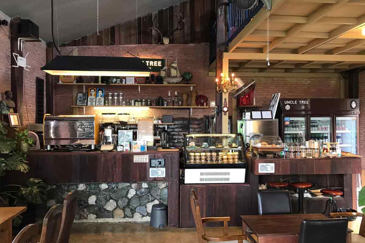 Uncle-Tree-Cafe