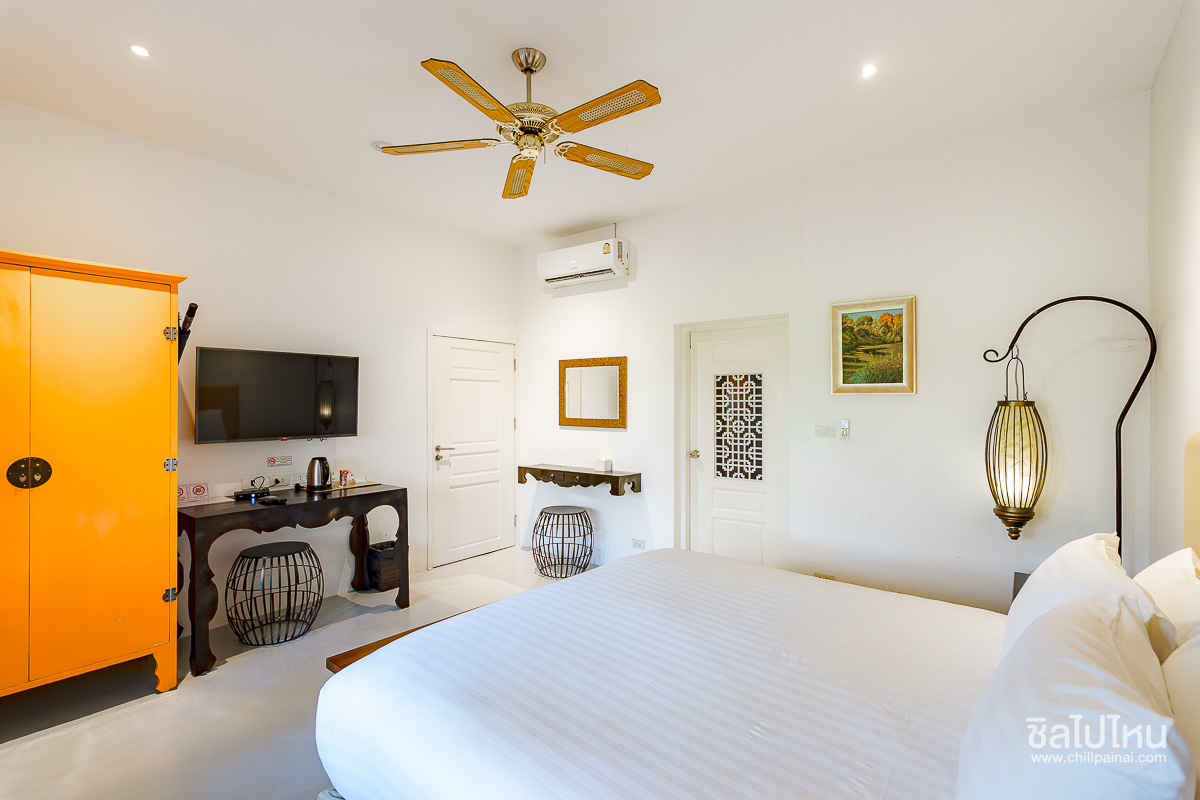 Sanae_Beach_Huahin_2