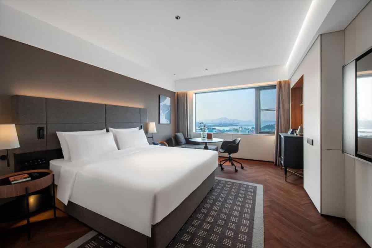 Intercity-Hotel-Yantai1