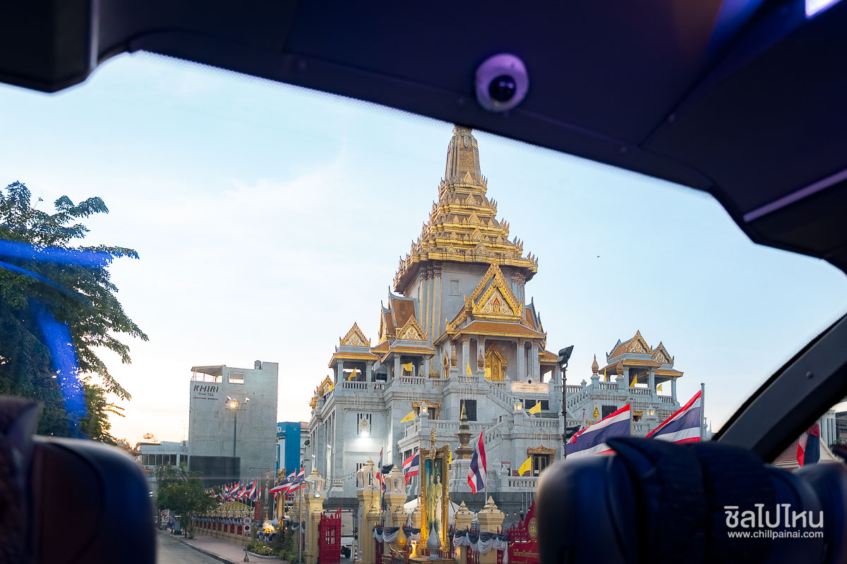 Bangkok_Restaurant_on_Bus_19