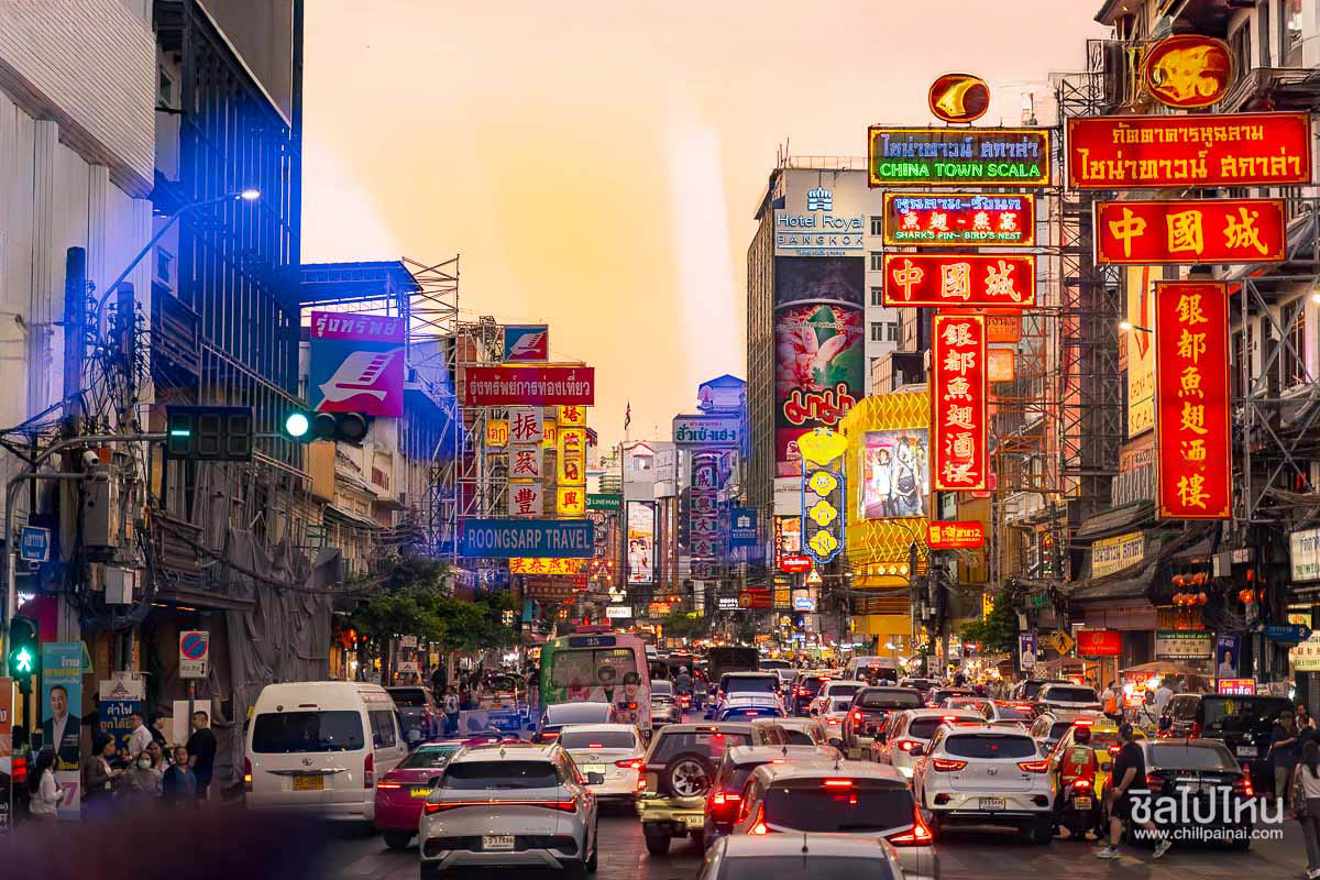 Bangkok_Restaurant_on_Bus_22