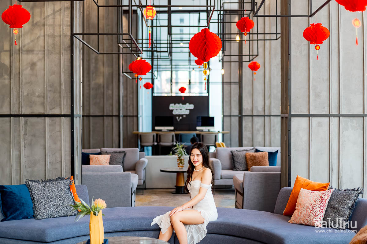 Holiday_Inn_Suites_Siracha_55