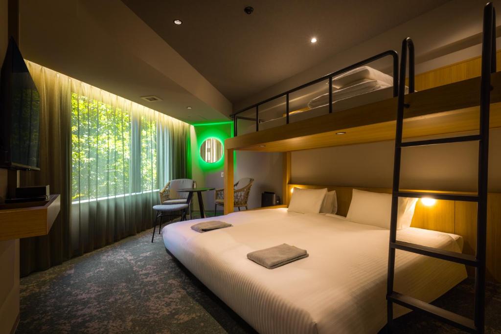 20 โรงแรมชินจูกุ โตเกียว ใกล้สถานีรถไฟ ห้องใหญ่สำหรับครอบครัว เอาใจสายช้อปปิ้ง อัปเดตใหม่ 2569