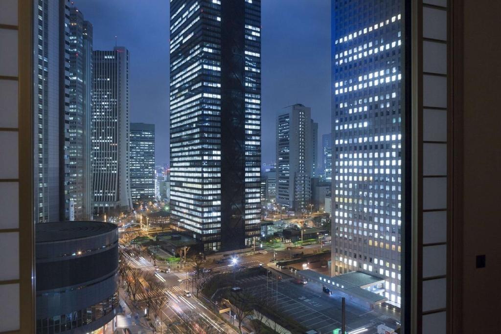 20 โรงแรมชินจูกุ โตเกียว ใกล้สถานีรถไฟ ห้องใหญ่สำหรับครอบครัว เอาใจสายช้อปปิ้ง อัปเดตใหม่ 2569