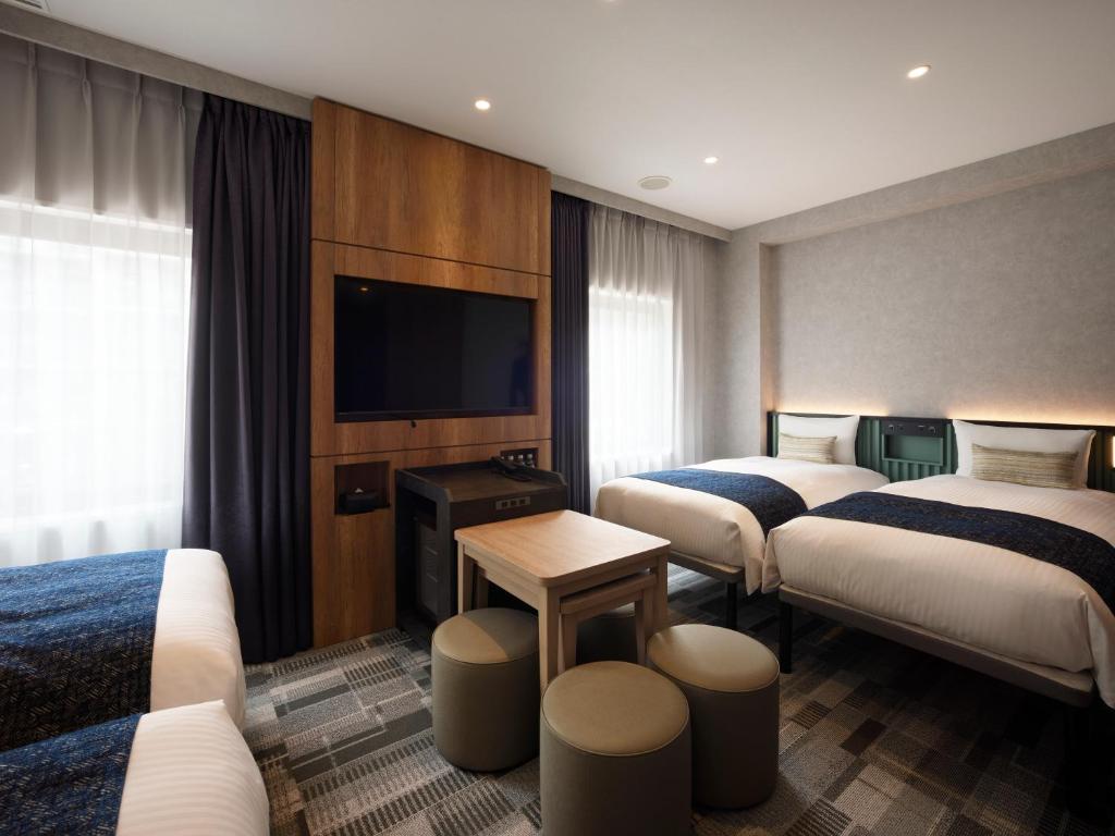 20 โรงแรมชินจูกุ โตเกียว ใกล้สถานีรถไฟ ห้องใหญ่สำหรับครอบครัว เอาใจสายช้อปปิ้ง อัปเดตใหม่ 2569