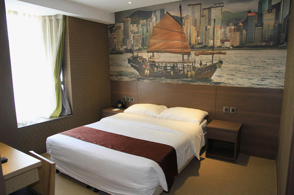 Largos Hotel Hong Kong, Budget Hotel Jordan Kowloon, Affordable Stay Near Temple Street, Convenient Stay Near MTR_1