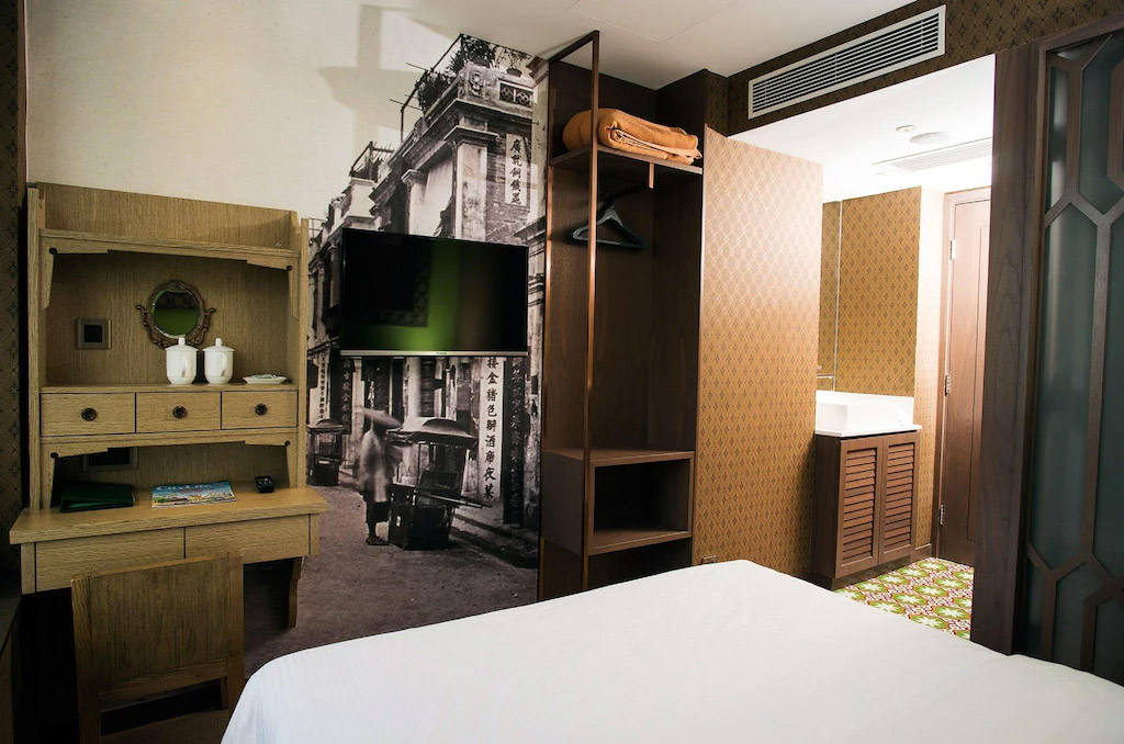 Largos Hotel Hong Kong, Budget Hotel Jordan Kowloon, Affordable Stay Near Temple Street, Convenient Stay Near MTR_2