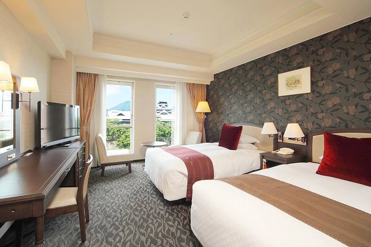 Kumamoto_Hotel_Castle-