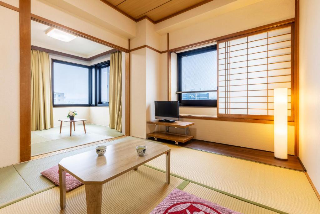 20 ที่พักใกล้สนามบินคันไซโอซาก้า ทำเลดี ไม่ต้องลากกระเป๋าไกล อัปเดตใหม่ 2569