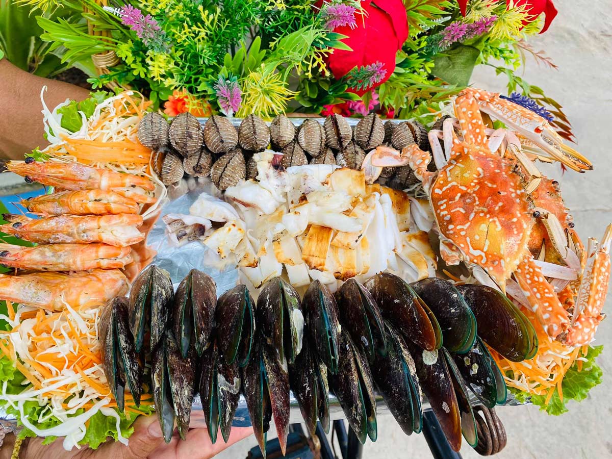 ชมวิวซีฟู้ด1