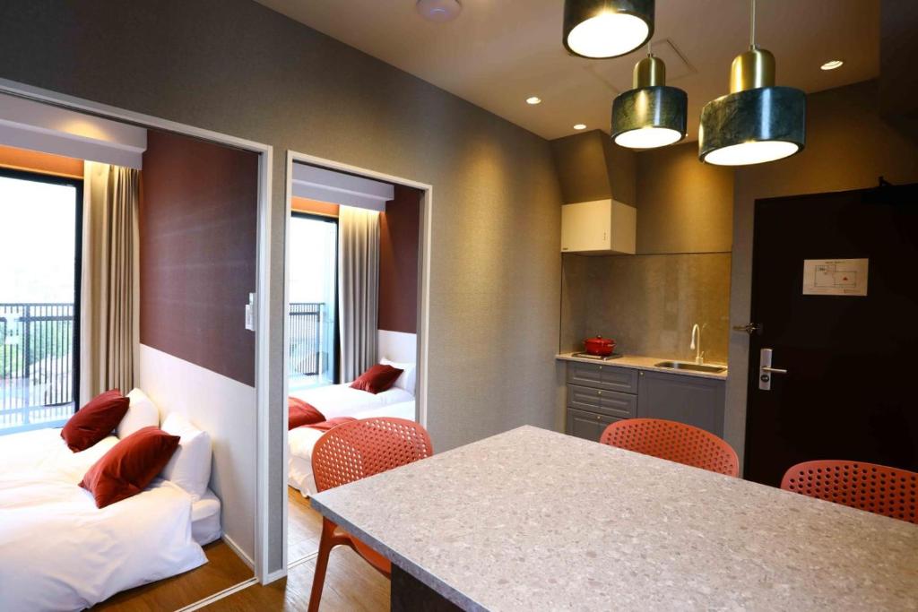 20 โรงแรมอาซากุสะ โตเกียว ย่านสุดฮิตของคนไทย ใกล้สถานีรถไฟ ใกล้วัดเซ็นโซจิ มีห้องใหญ่สำหรับครอบครัวอัปเดตใหม่ 2569