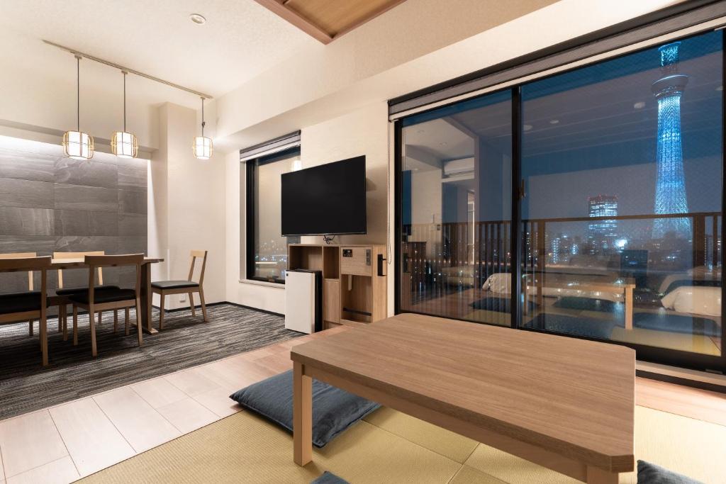 20 โรงแรมอาซากุสะ โตเกียว ย่านสุดฮิตของคนไทย ใกล้สถานีรถไฟ ใกล้วัดเซ็นโซจิ มีห้องใหญ่สำหรับครอบครัวอัปเดตใหม่ 2569