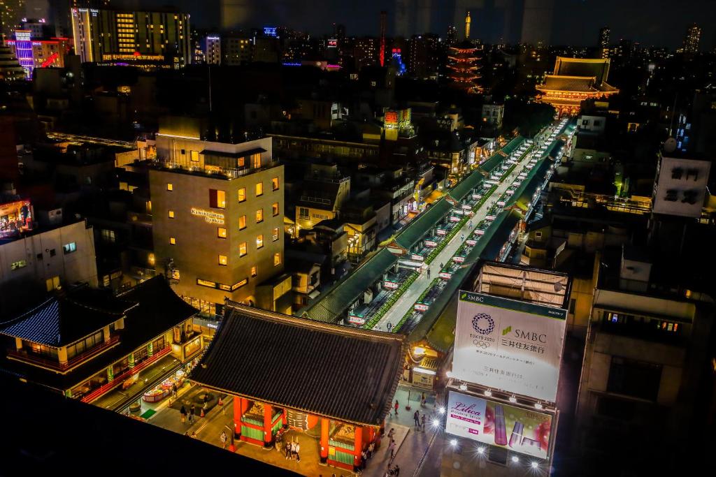 20 โรงแรมอาซากุสะ โตเกียว ย่านสุดฮิตของคนไทย ใกล้สถานีรถไฟ ใกล้วัดเซ็นโซจิ มีห้องใหญ่สำหรับครอบครัวอัปเดตใหม่ 2569