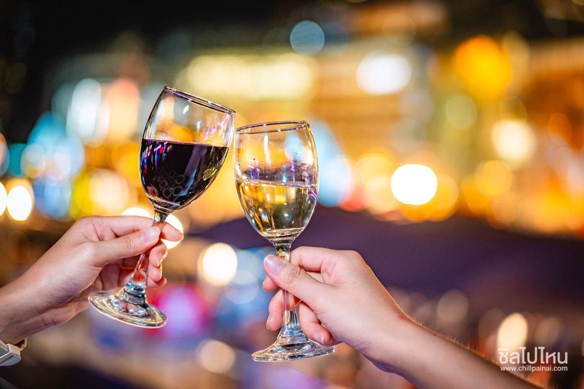 The_Luxury_White_F_42