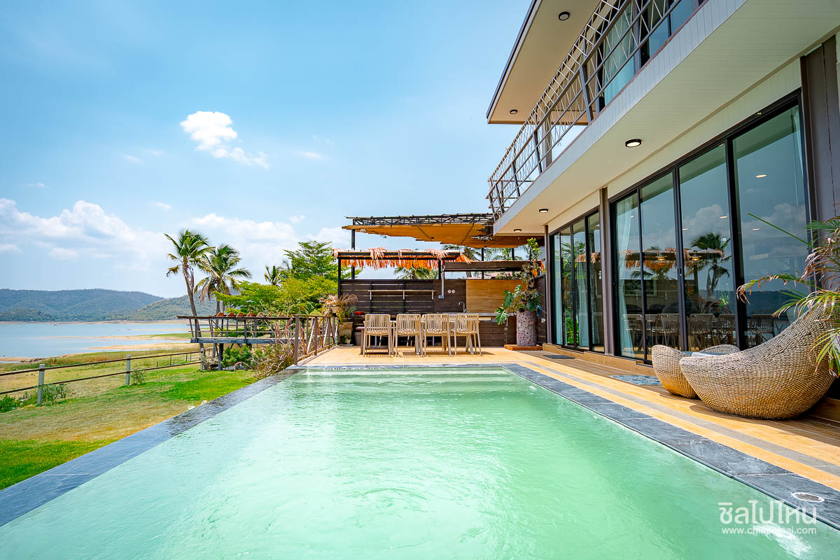 Kaengkrachan_Boathouse_Paradise_Resort_29