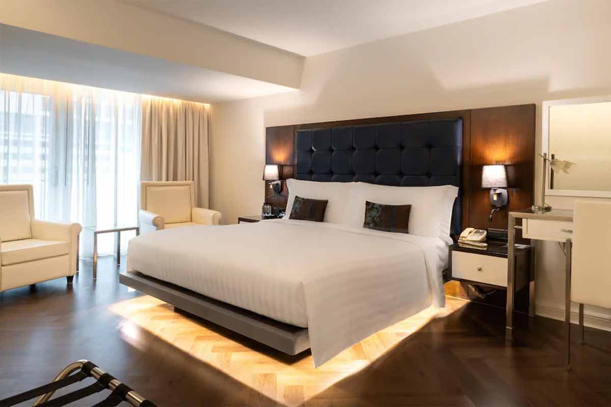 _Night_Hotel_Bangkok_Sukhumvit_15_1-2