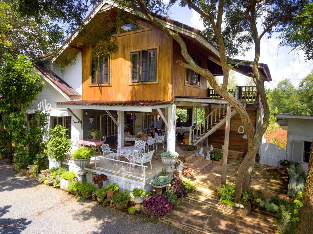 20 บ้านเป็นหลังเขาใหญ่ ปากช่อง ใกล้งานคอนเสิร์ตนั่งเล่น ทองสมบูรณ์คลับ พักยกแก๊ง เดินทางสะดวก อัปเดตใหม่ 2569