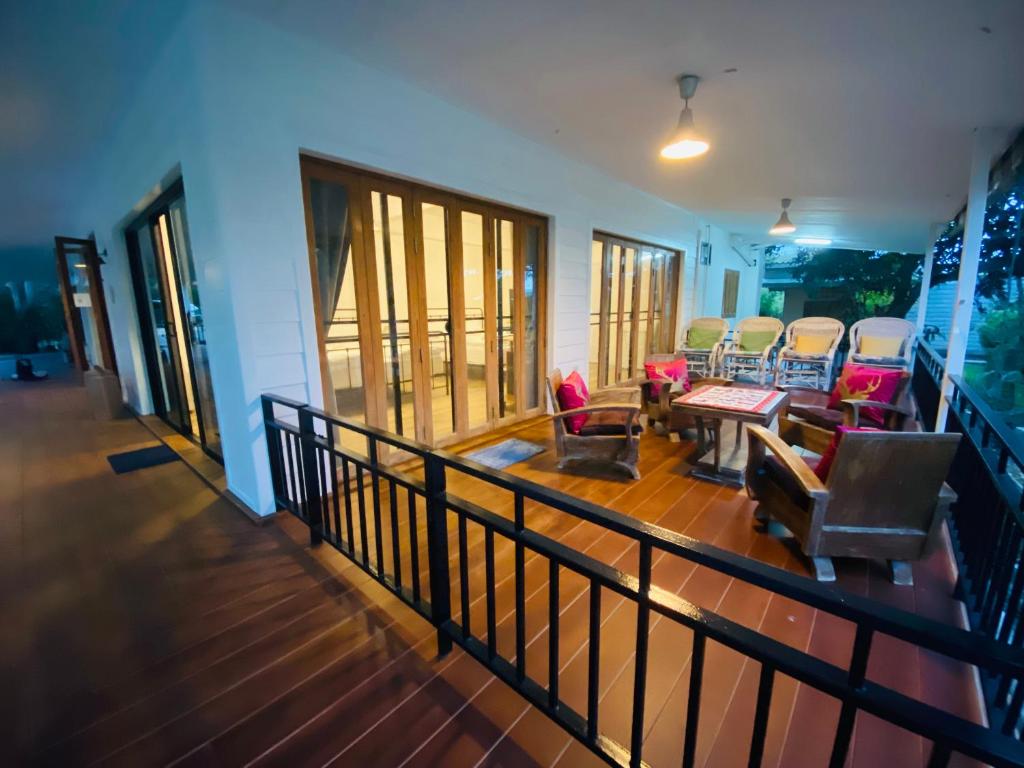 20 บ้านเป็นหลังเขาใหญ่ ปากช่อง ใกล้งานคอนเสิร์ตนั่งเล่น ทองสมบูรณ์คลับ พักยกแก๊ง เดินทางสะดวก อัปเดตใหม่ 2569