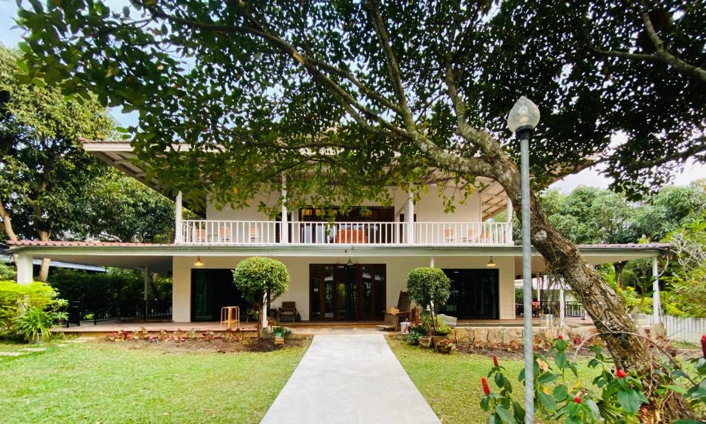 20 บ้านเป็นหลังเขาใหญ่ ปากช่อง ใกล้งานคอนเสิร์ตนั่งเล่น ทองสมบูรณ์คลับ พักยกแก๊ง เดินทางสะดวก อัปเดตใหม่ 2569