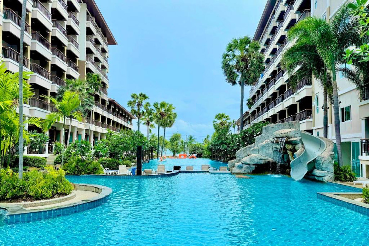 Welcome World Beachfront Resort4