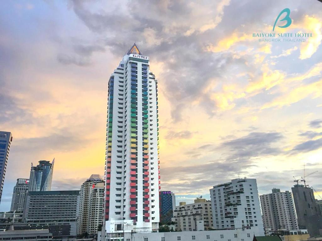 10 โรงแรมย่านประตูน้ำ ทำเลดี เดินช้อปแพลทินัม ประตูน้ำได้สบาย อัปเดตใหม่ 2569