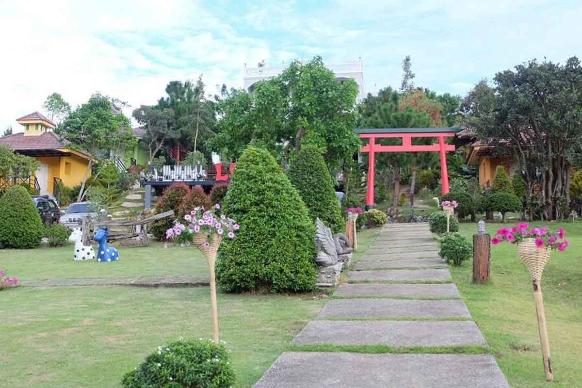 Foresta_Hill_Resort1