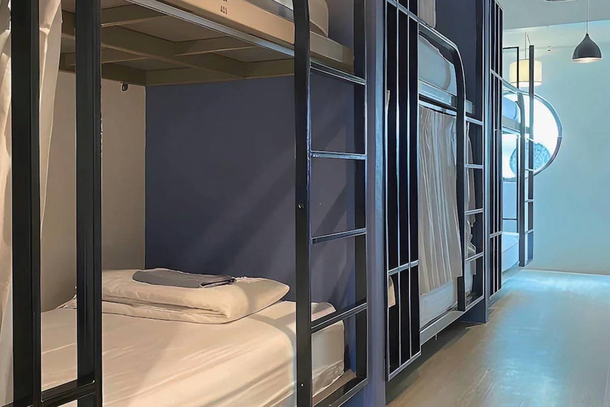 Monomer_Hostel
