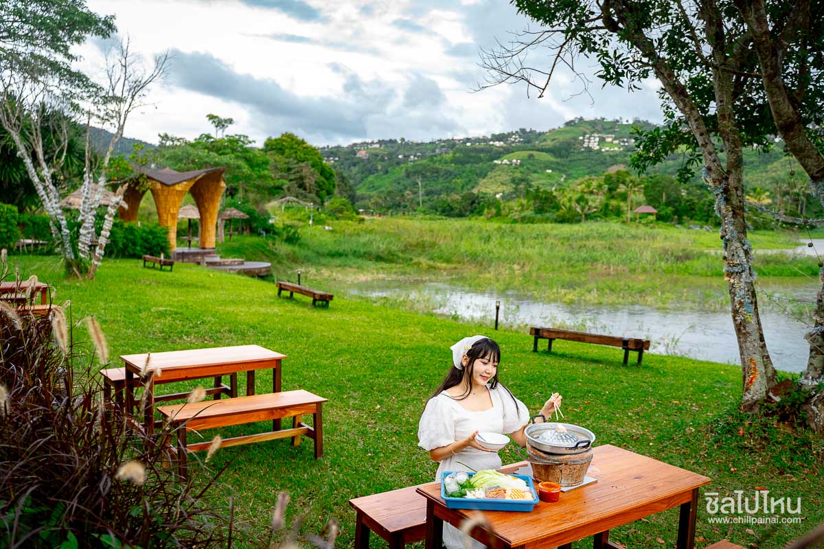 Bamboo_Lakeside_49