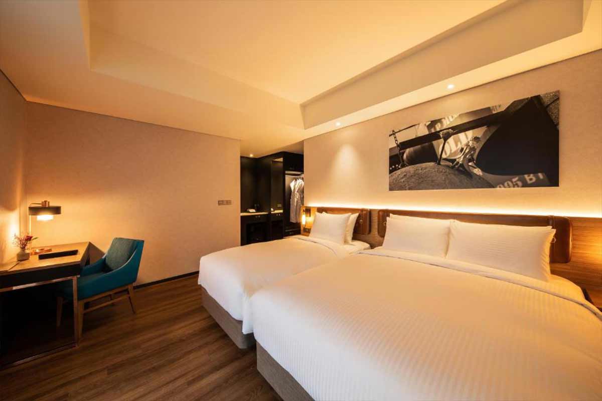 Mercure_Ambassador3