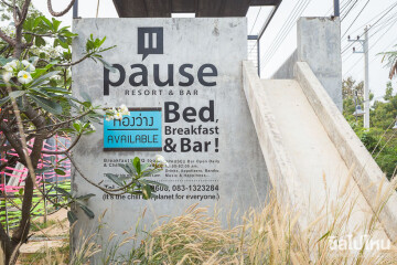 PAUSE Resort & Bar ที่พักสุดฮิป สไตล์ลอฟท์ดิบๆ บนเกาะล้าน