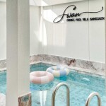 พูลวิลล่าบางแสน : Swan Private Pool Villa สำหรับ 6 ท่าน