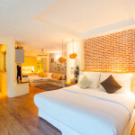 The Scenery Vintage Farm (เดอะ ซีเนอรรี่ วินเทจ ฟาร์ม) Jacuzzi villa หรือ Bath-tub gardener villa ฟรี บัตรกิจกรรม 2 ท่าน, สวนผึ้ง