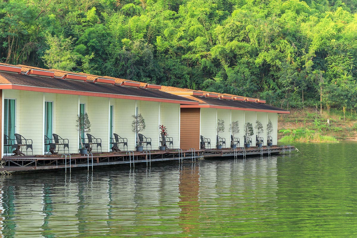 Raya Buri Resort (รายาบุรี รีสอร์ท) : ห้อง Island Suite (แพ) 2 ท่าน, กาญจนบุรี