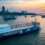 Atlantis Ocean Sky PLUS : บุฟเฟต์บนเรือกลางทะเลพัทยาพร้อมชมโชว์สุดพิเศษ, พัทยา