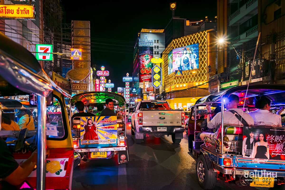 Bangkok Best Eats Midnight Food Tour By Tuk Tuk ทัวร์ชิมอาหารยามค่ำคืนด้วยรถตุ๊กตุ๊ก สำหรับ 1 ท่าน, กรุงเทพ