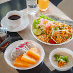 Binlha Raft Resort (บินหลา ราฟท์ รีสอร์ท) ห้อง Bamboo Pool Villa 2 ท่าน, กาญจนบุรี