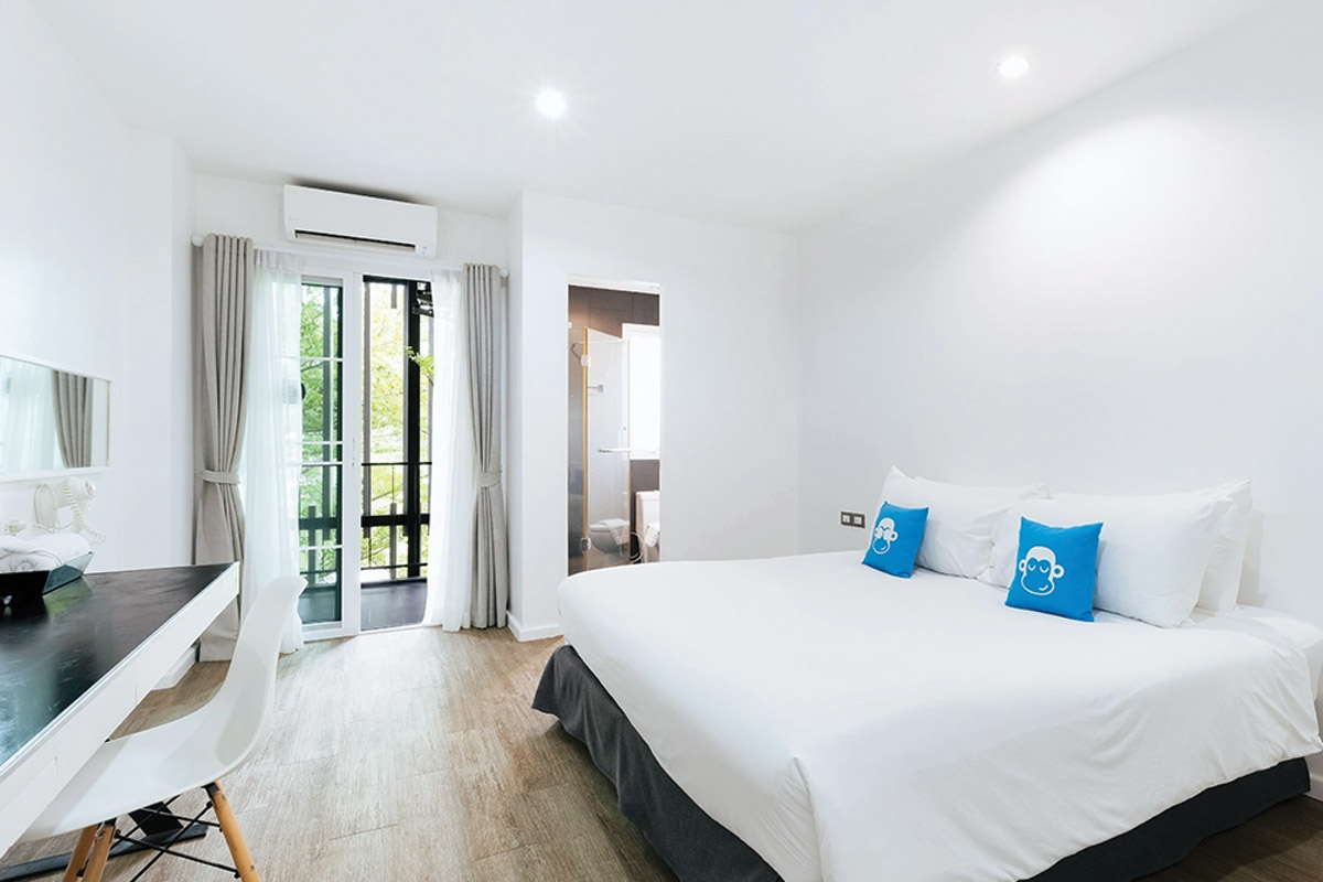 Blu-Monkey-Bed-&-Breakfast-Phuket