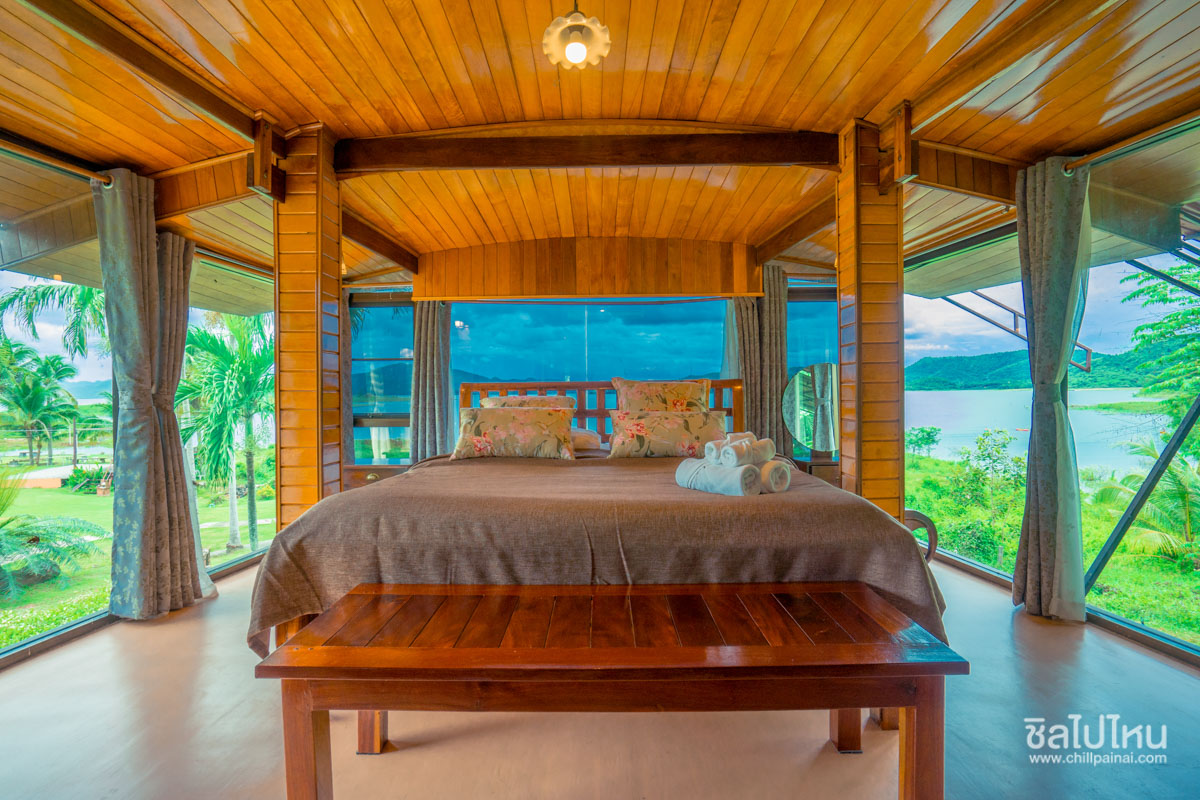 Family suite lake view ไม้อนง1