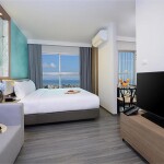 Centre Point Prime Hotel Pattaya (เซ็นเตอร์พอยต์ ไพรม์ โฮเต็ล พัทยา) ห้อง Deluxe with ABF 2 ท่าน พัทยา
