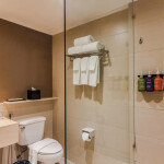 Holiday Inn Resort Phuket Surin Beach (ฮอลิเดย์อินท์ รีสอร์ท ภูเก็ต สุรินทร์ บีช) ห้อง Standard 2 ท่าน ภูเก็ต