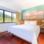 Radisson Resort and Suites Phuket (เรดิสัน รีสอร์ท แอนด์ สวีท ภูเก็ต) ห้อง One Bed Room Suite Terrace 2 ท่าน ภูเก็ต