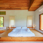 Coolliving Farmhouse (คูลลิฟวิ่ง ฟาร์มเฮ้า) ห้อง Panorama Pond Villa 2 ท่าน, วังน้ำเขียว นครราชสีมา