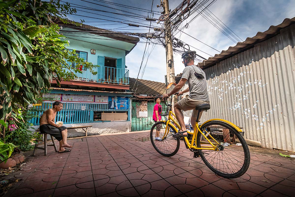 ทัวร์ปั่นจักรยานครึ่งวันชมเสน่ห์ท้องถิ่นเมืองกรุง Co van Kessel (River City) Bangkok Tours ,กรุงเทพ